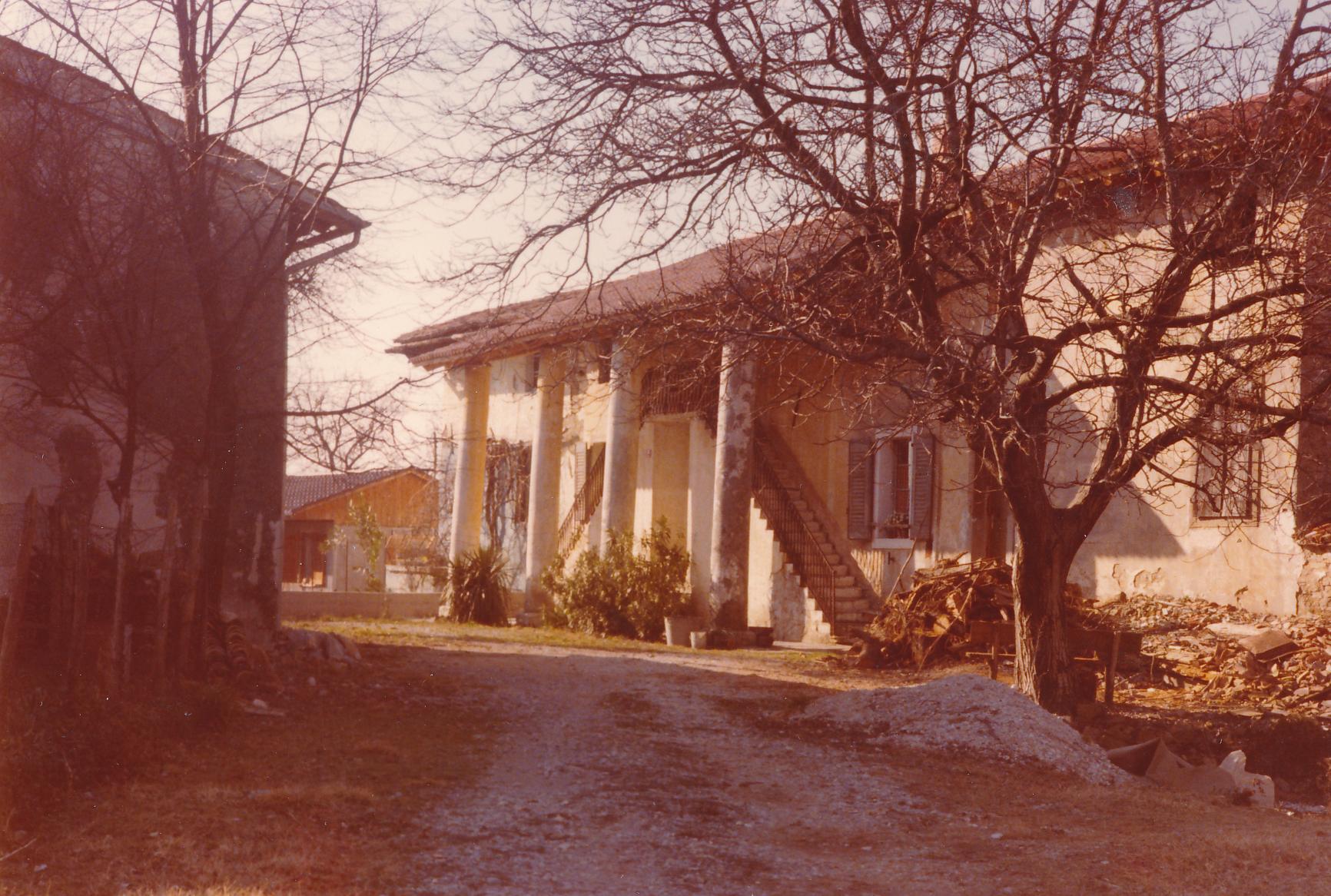 eika image